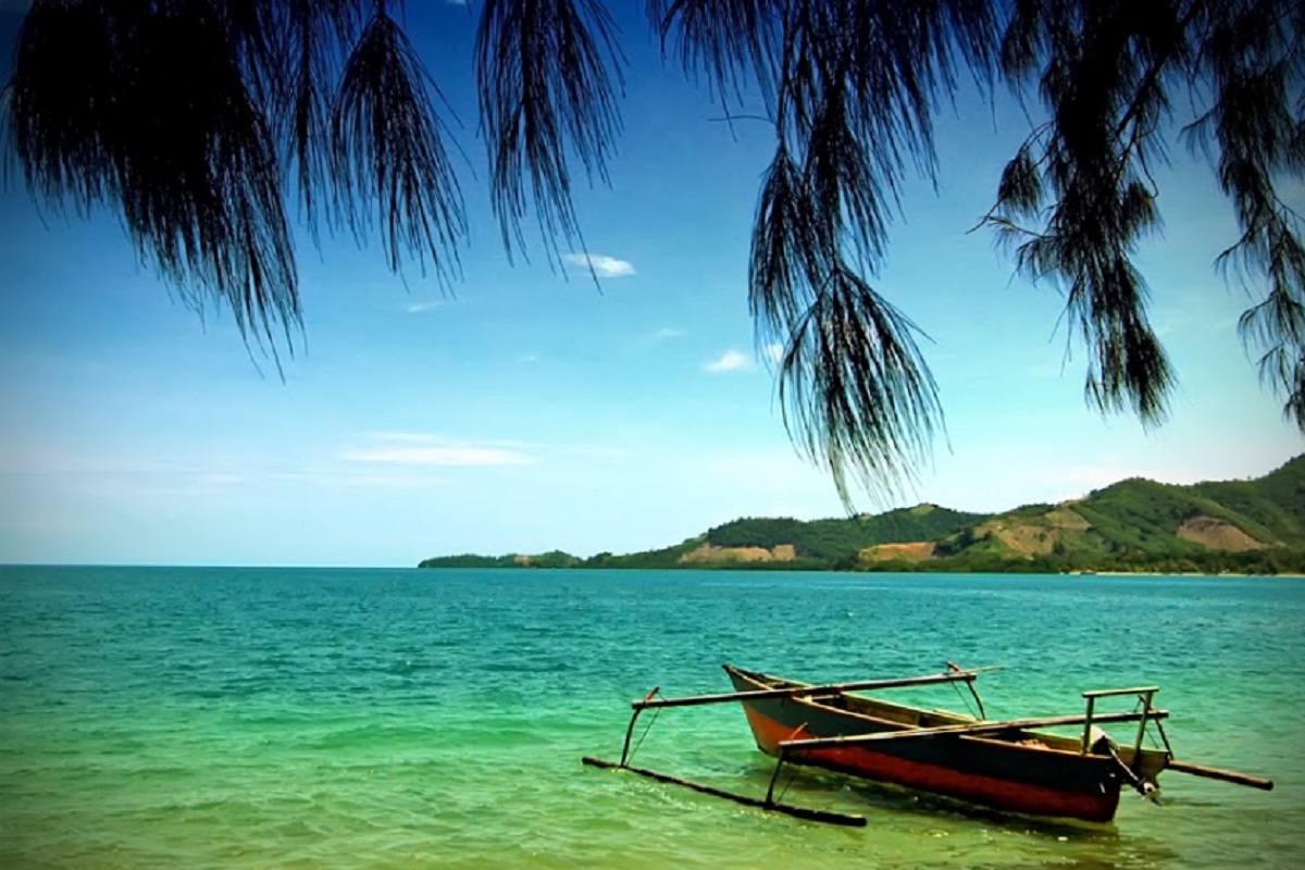 10 Pantai Paling Indah di Indonesia